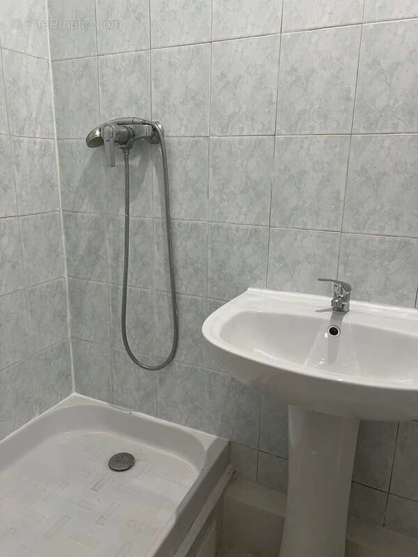 Appartement à PARIS-19E