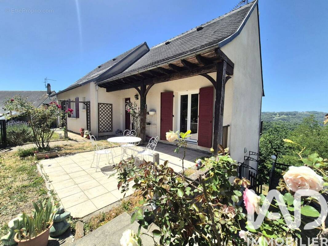 Photo 1 - Maison à AUBAZINES