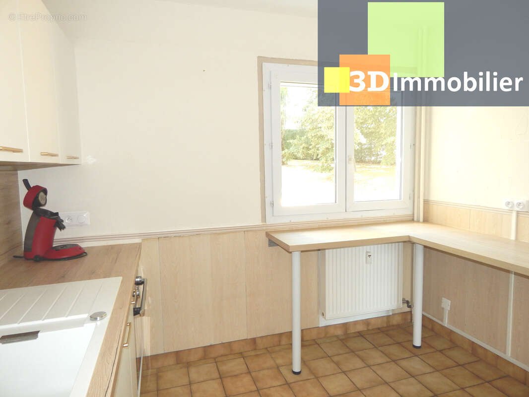 CUISINE ÉQUIPÉE 8.80 M²