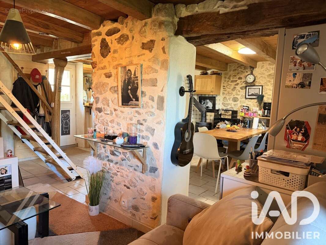 Maison 70 m² à Chaumont  - photo 2