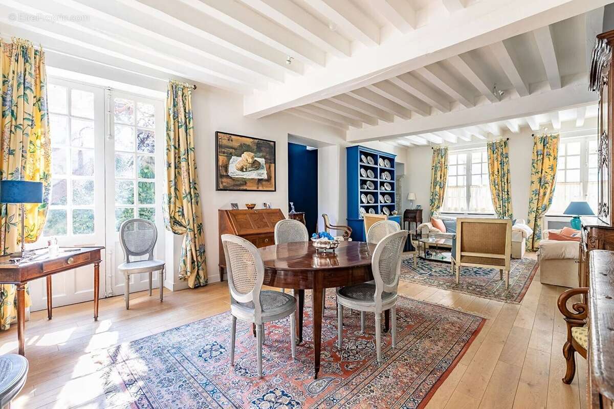 Maison à SENLIS