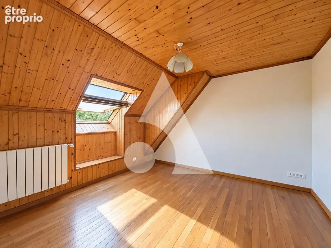 Maison familiale avec dependance - dpe c - photo 10
