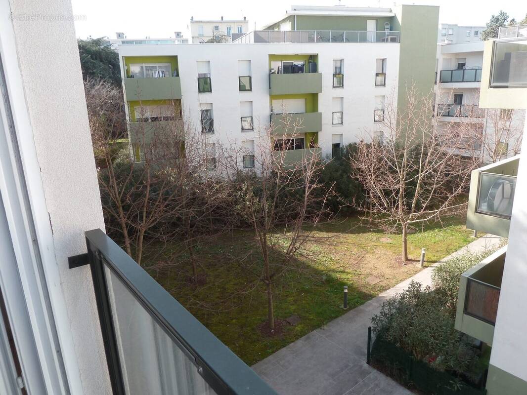 Appartement à LYON-8E
