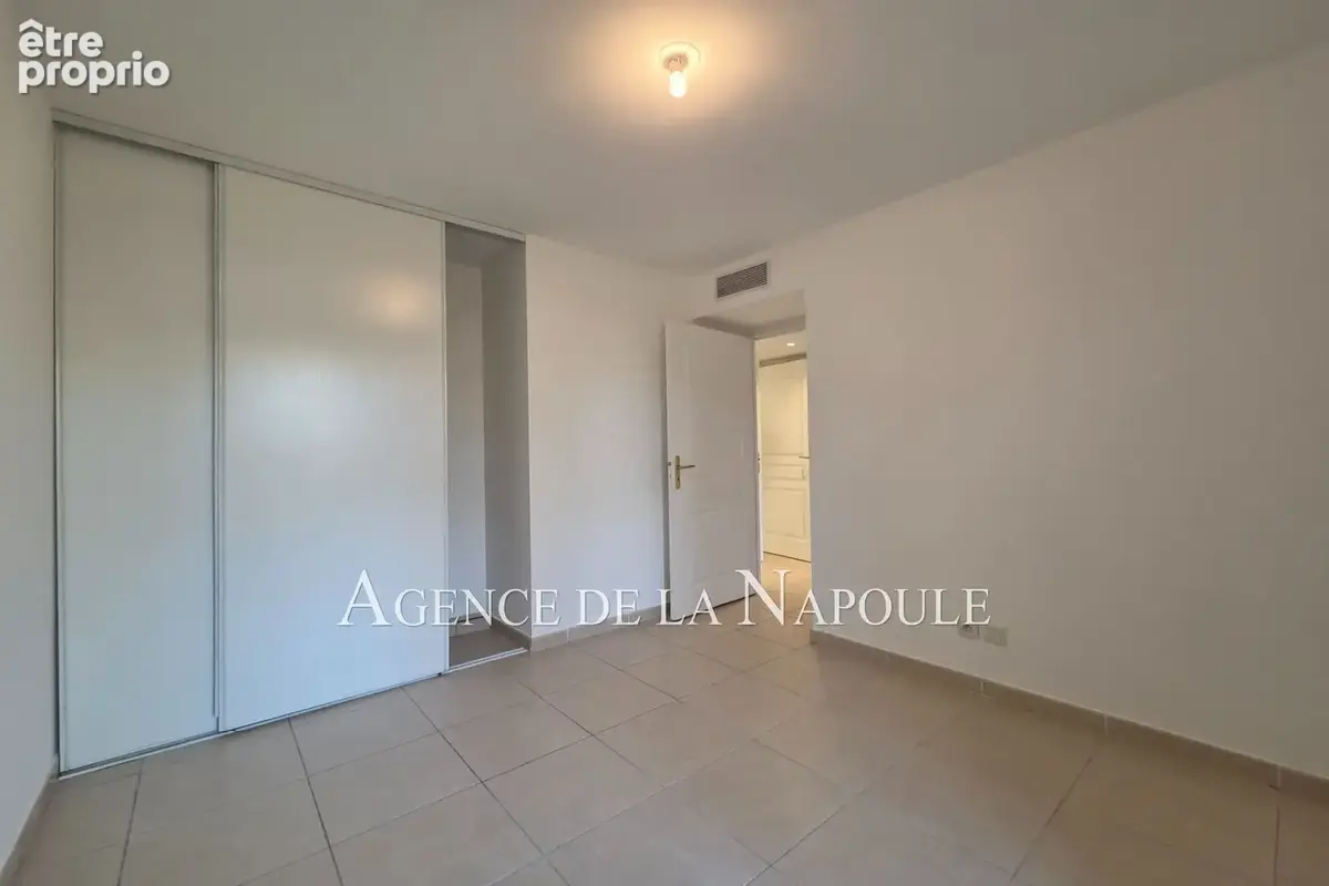 Appartement 3 pièces 56 m² à vendre à Mandelieu-La-Napoule (06210) - photo 8