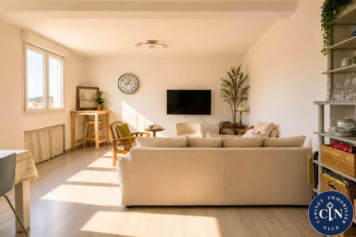 Appartement 90 m² à Nice  - photo 4