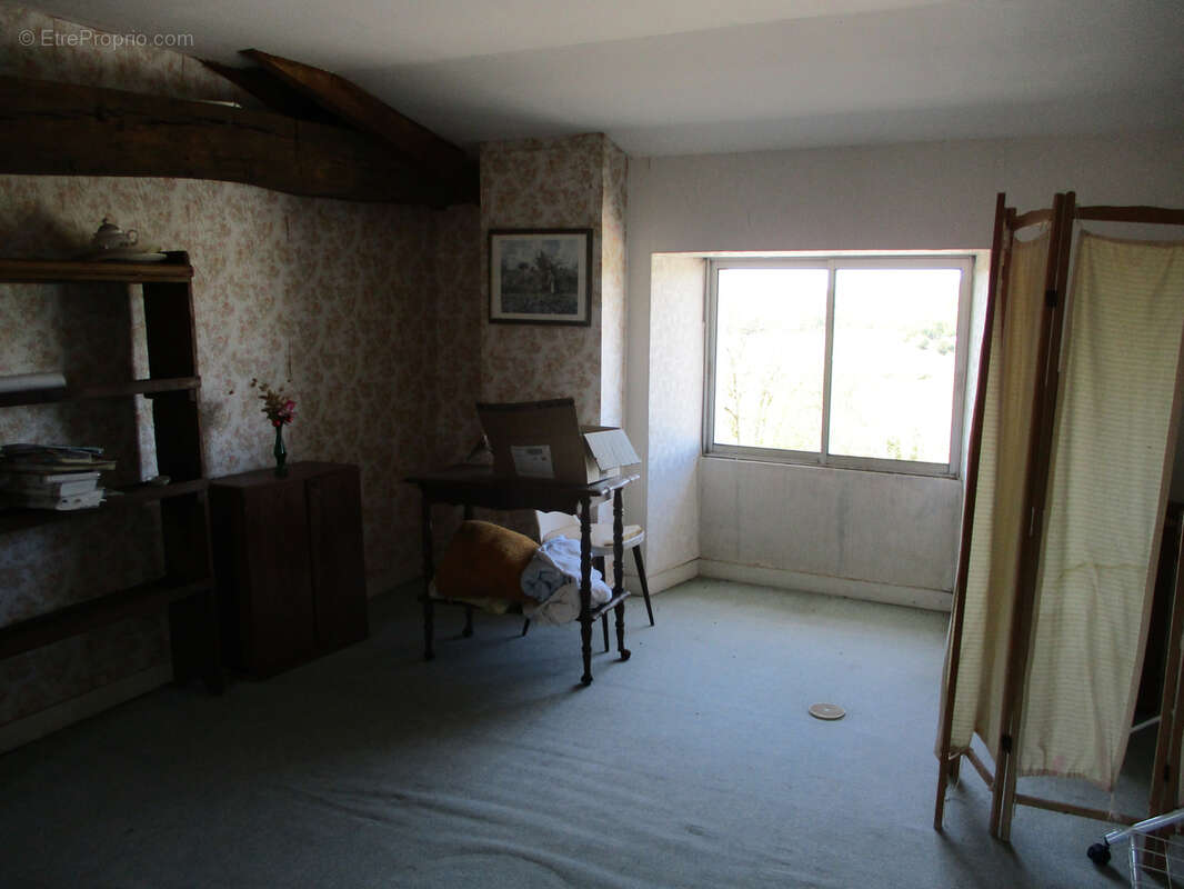 Maison à CEAUX-EN-COUHE