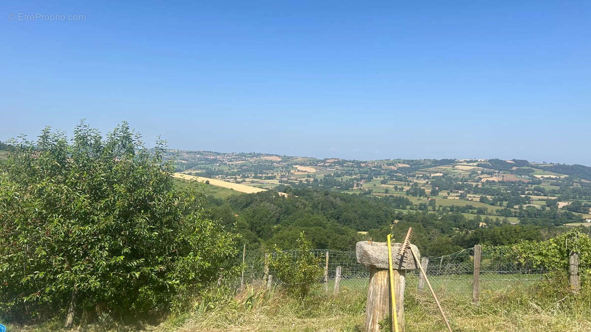 Maison à GREZIEU-LE-MARCHE