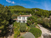 Maison à LE REVEST-LES-EAUX