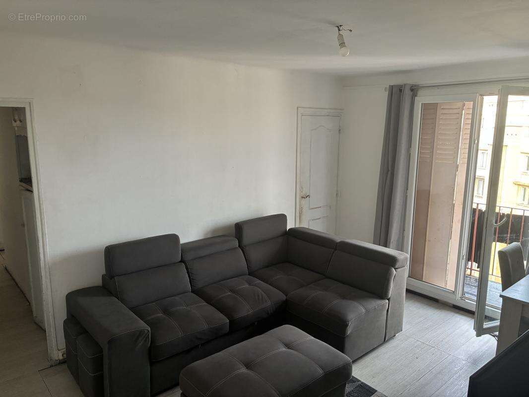 Appartement à MARSEILLE-15E