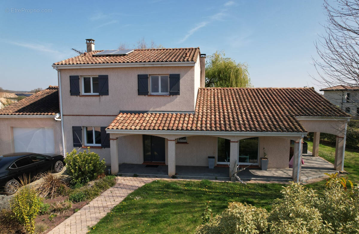 Maison à FONTENILLES