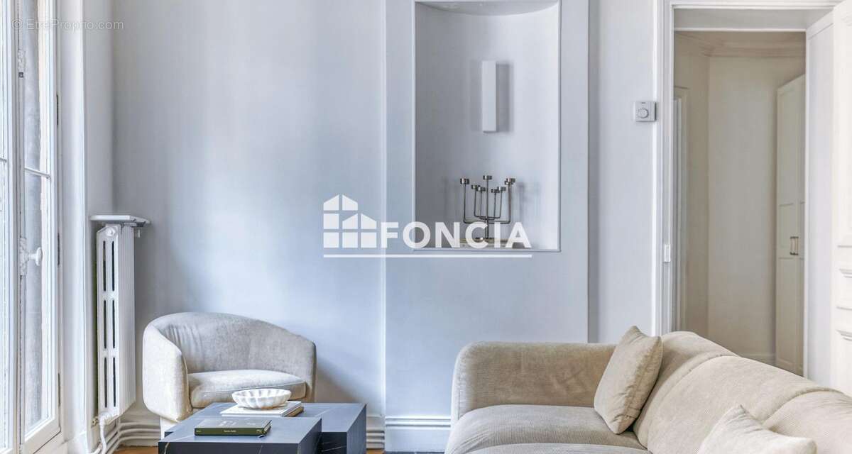 Appartement à PARIS-4E