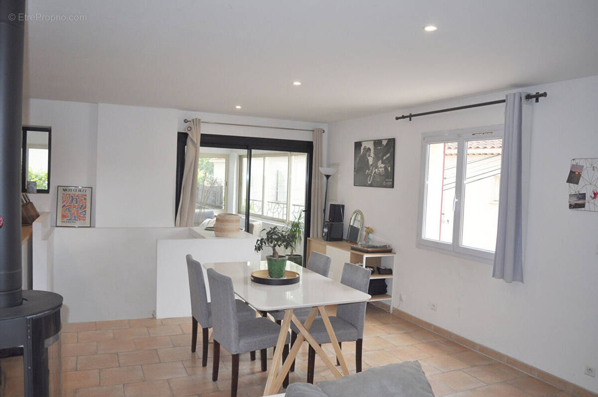 Maison à GRANS