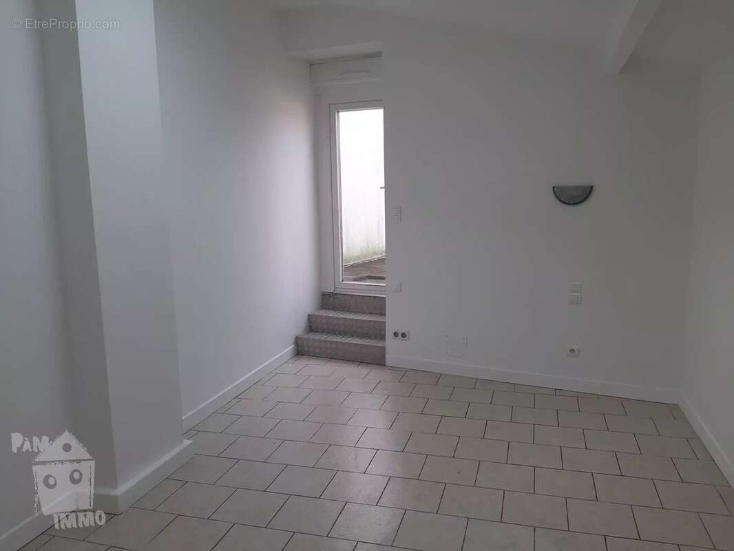 Proche Leyr grande maison de village - photo 11