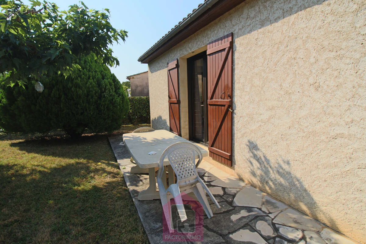 Maison à PRAYSSAC