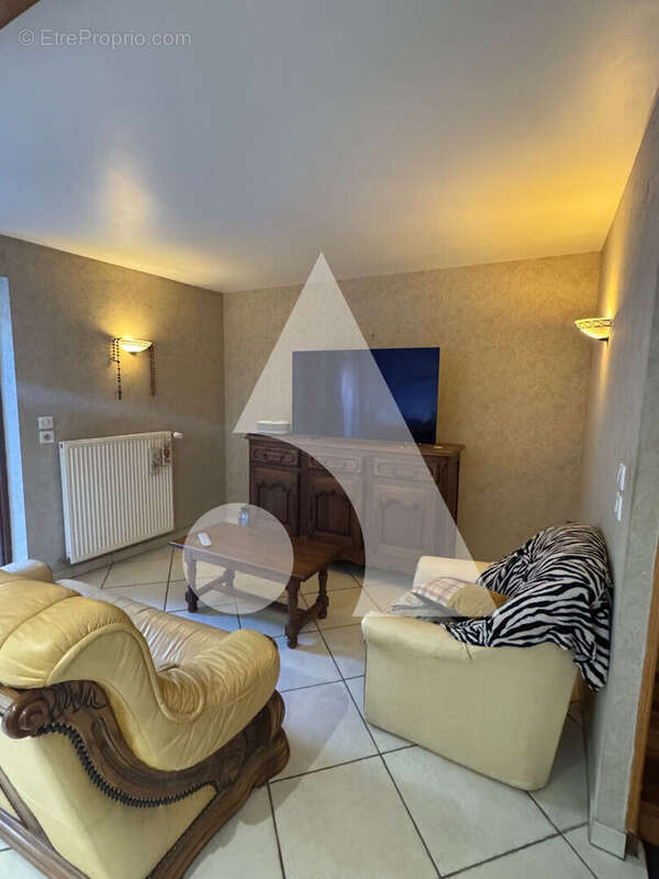 Maison à VOUTHON-BAS