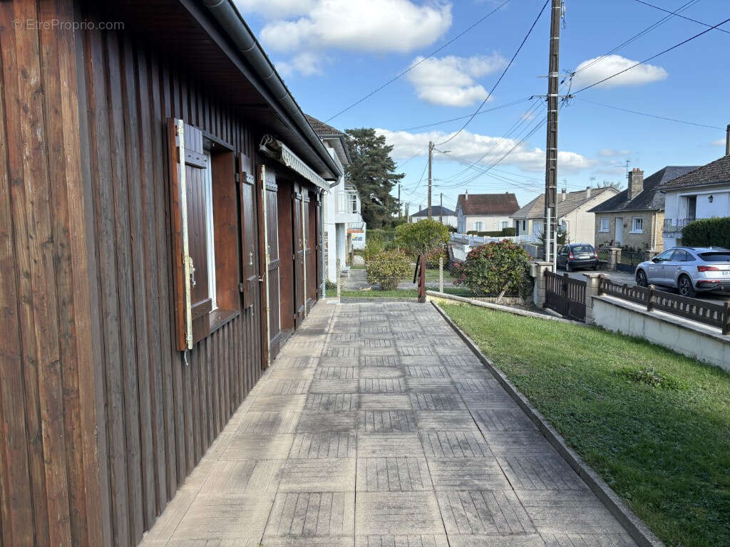 Maison à ARNAC-POMPADOUR