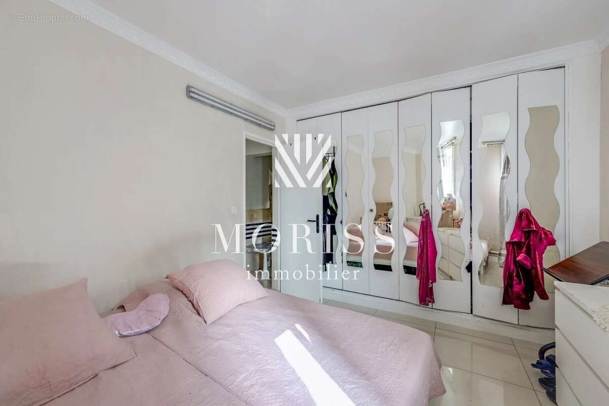 Appartement à PARIS-19E