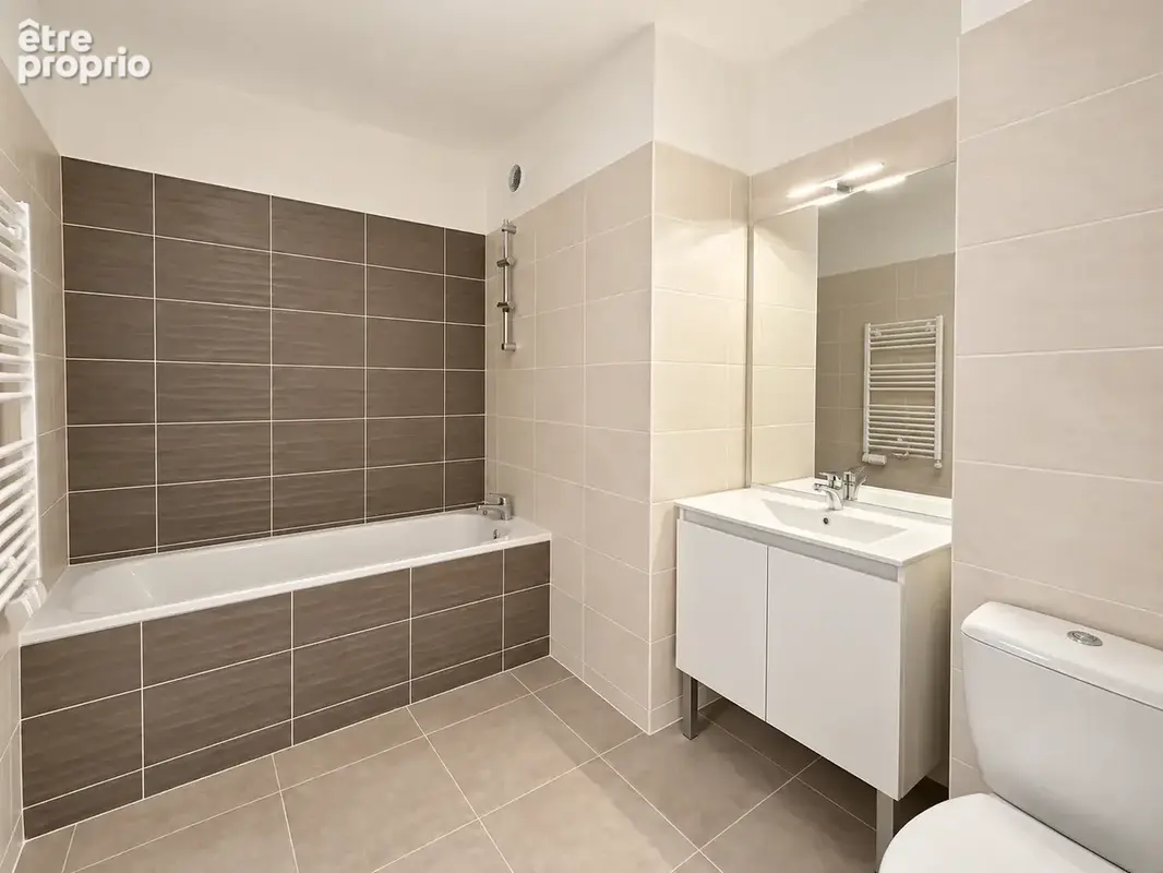 Appartement neuf en triplex de 136,50 m2 avec terrasses   Centre de Six-Fours-les-Plages - photo 5