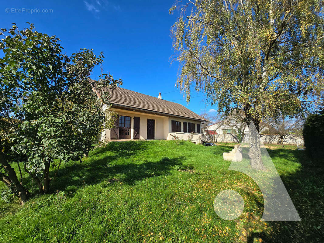 Maison à DAMMARTIN-MARPAIN