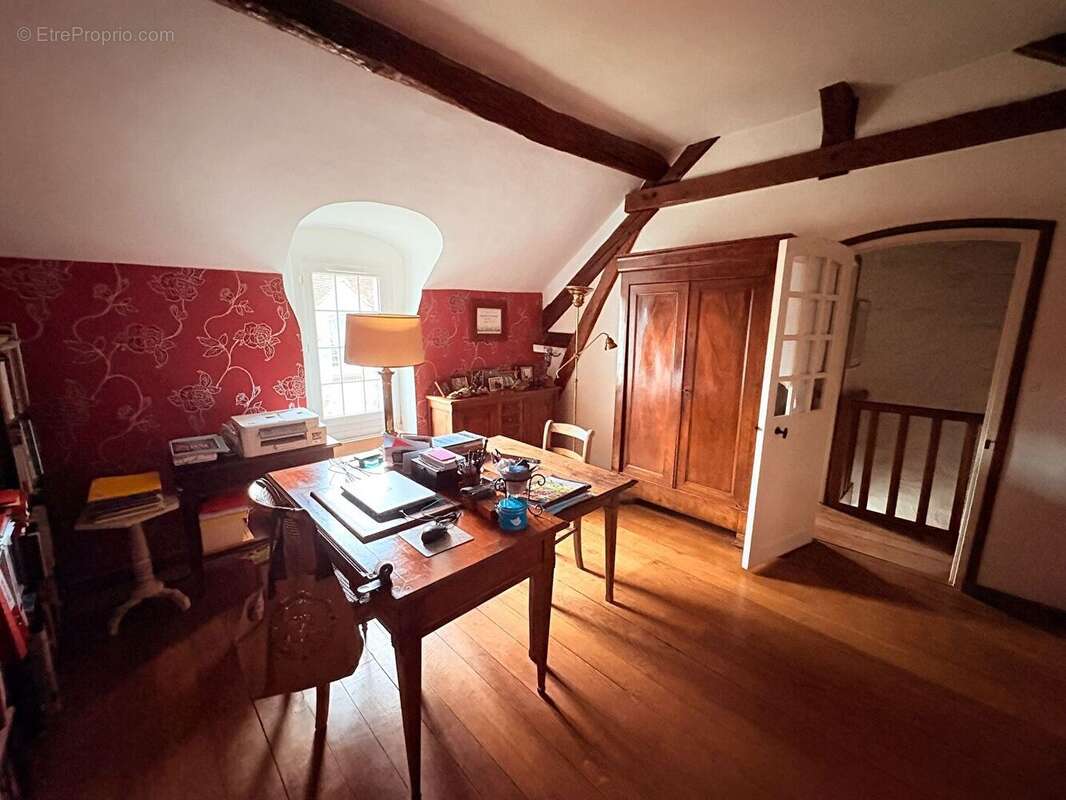 Maison à MONTIGNY-SUR-LOING