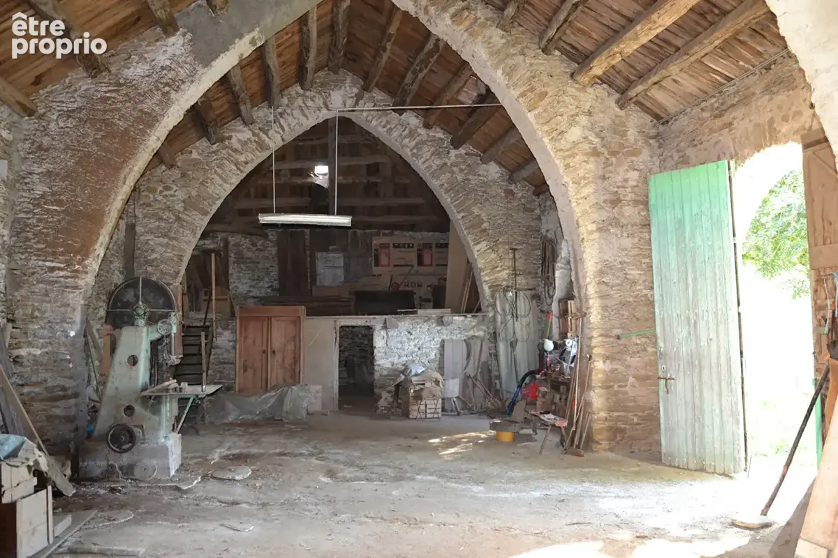 Courniou parc du haut Languedoc bâtisse ancienne de 200m² avec terrain de 510 m² - photo 10