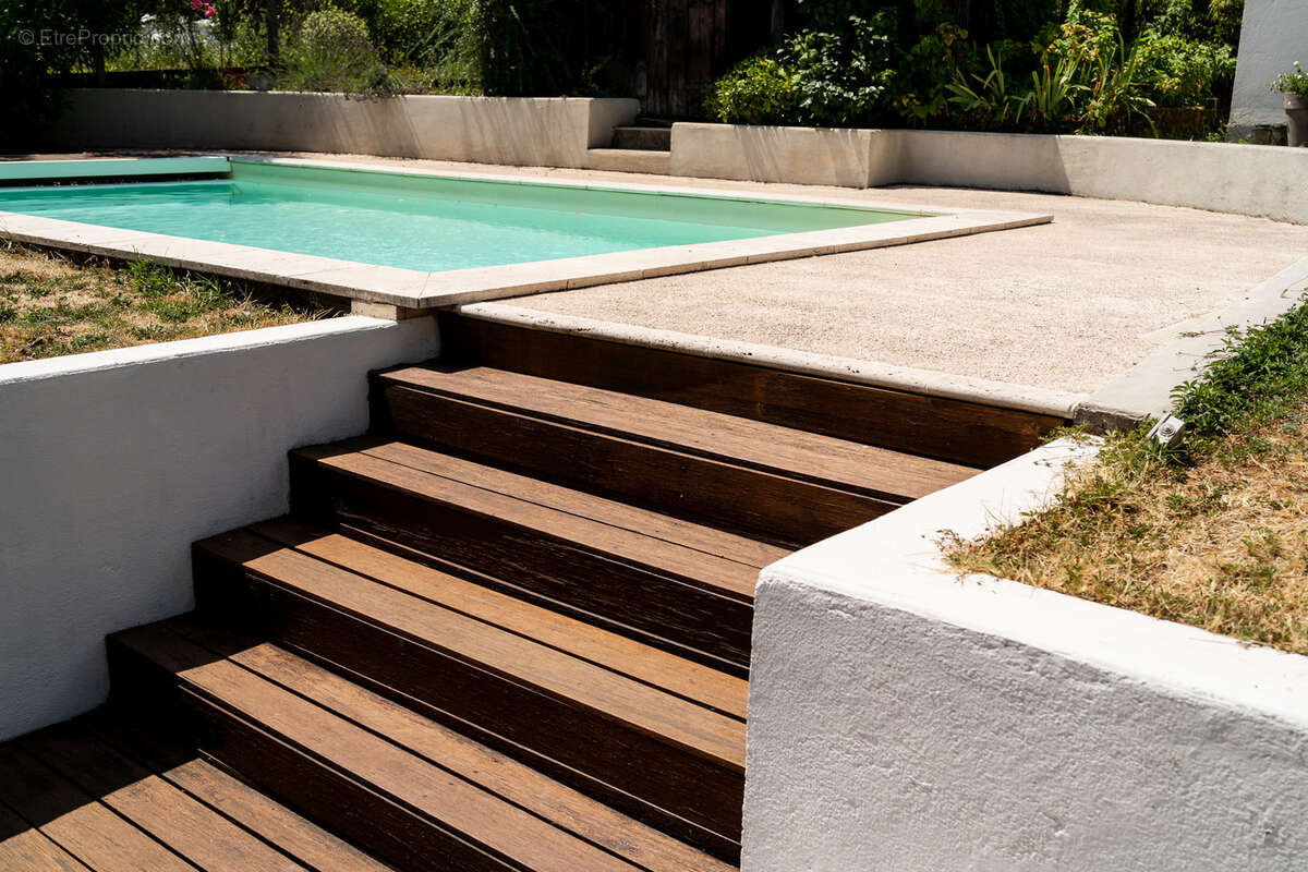 Maison t6 haut guilhemery / soupetard - photo 9