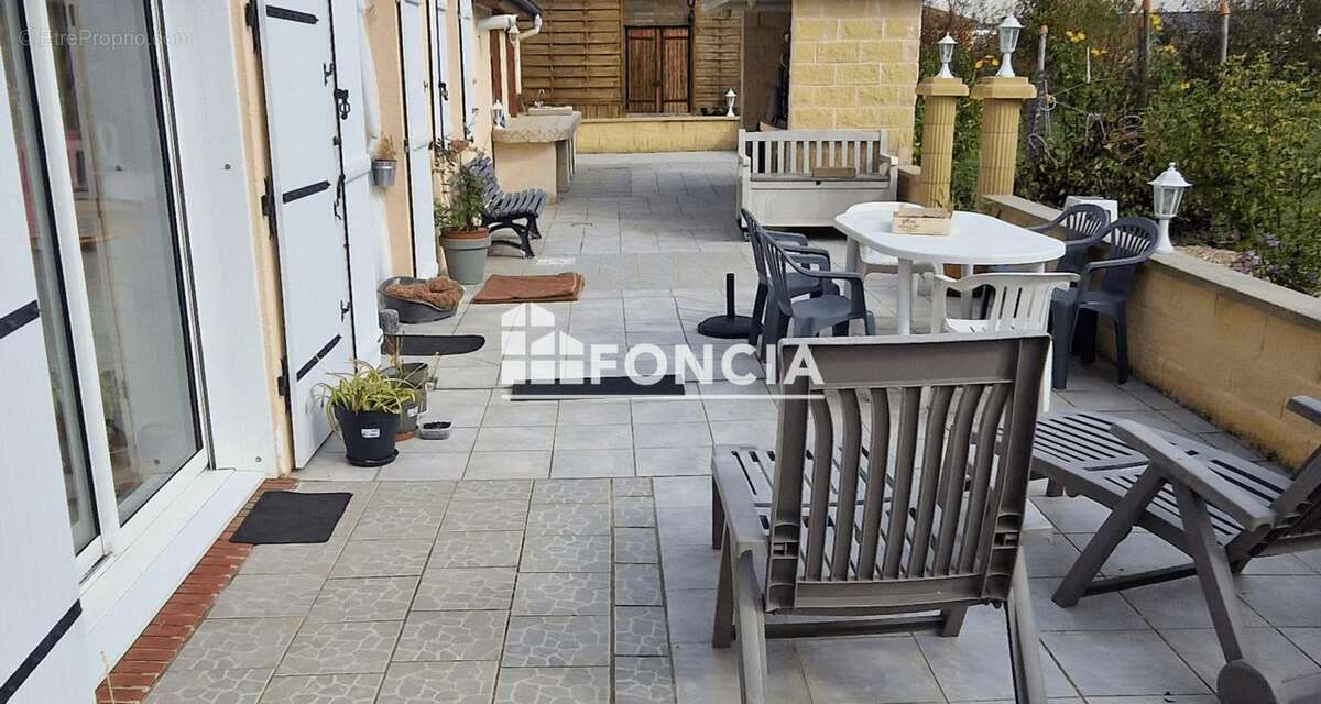 Maison à BERVILLE-EN-ROUMOIS