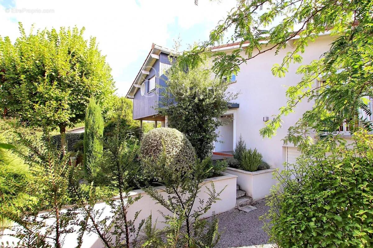 Maison à QUINT-FONSEGRIVES