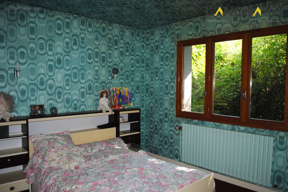Maison à SERRIERES-EN-CHAUTAGNE