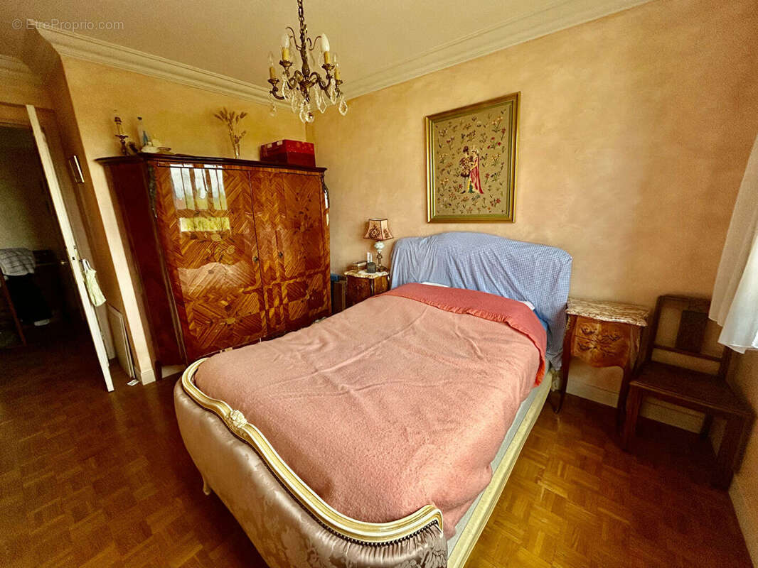 Appartement à NOGENT-SUR-MARNE