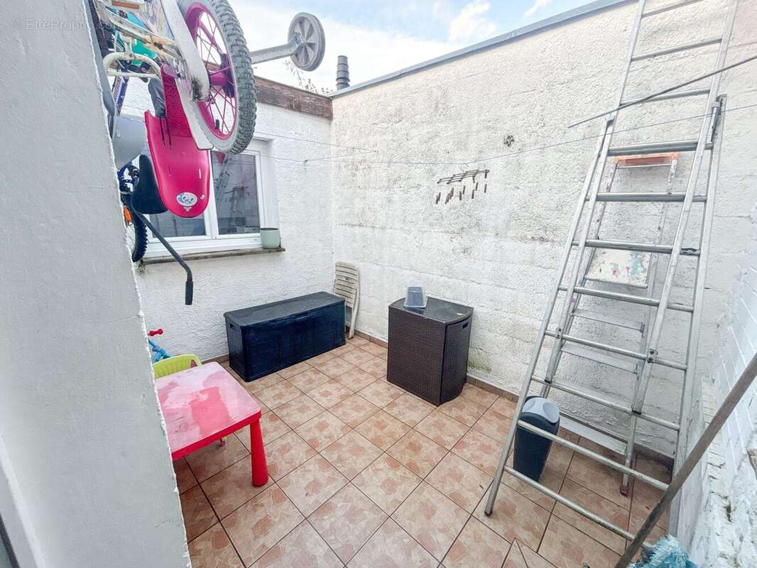 Maison à LYS-LEZ-LANNOY