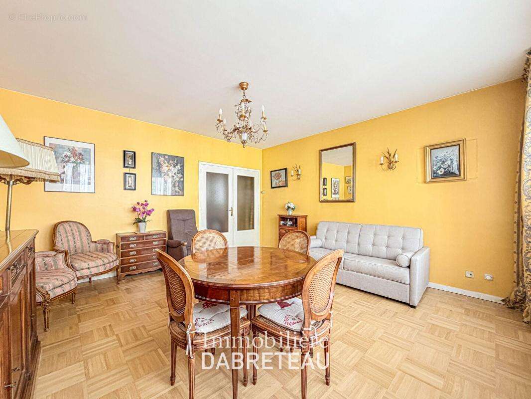 Appartement à LYON-6E
