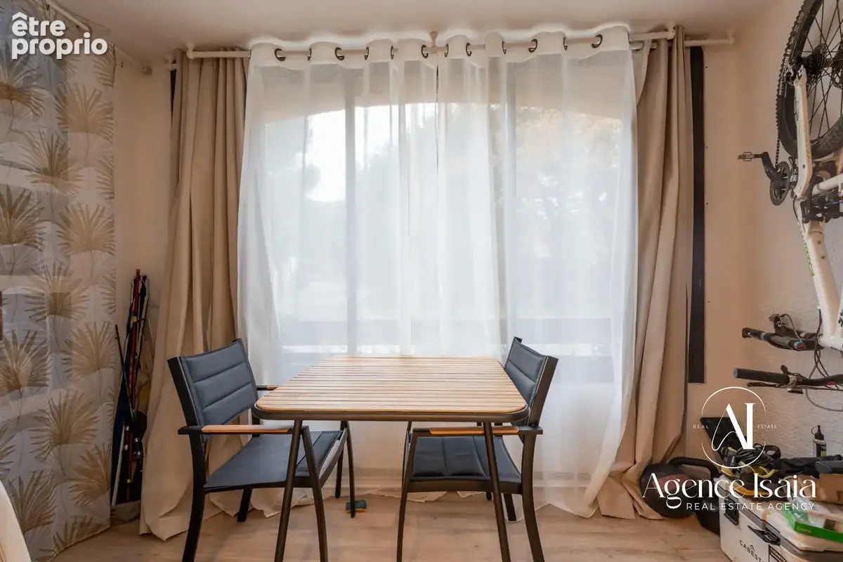 Appartement 2 pièces 46 m² à vendre à Bormes-Les-Mimosas (83230) - photo 4