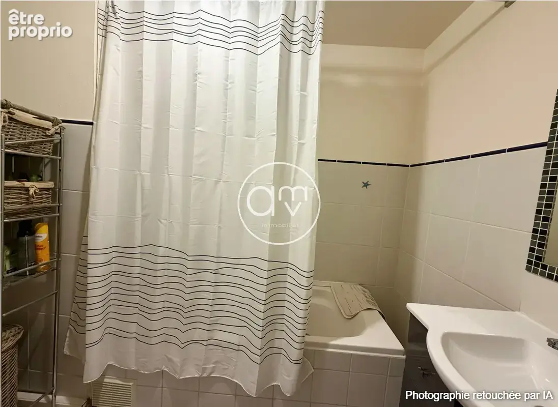 Hyères gare   t2 de 57 m2 avec balcon - residence avec ascenseur - photo 8