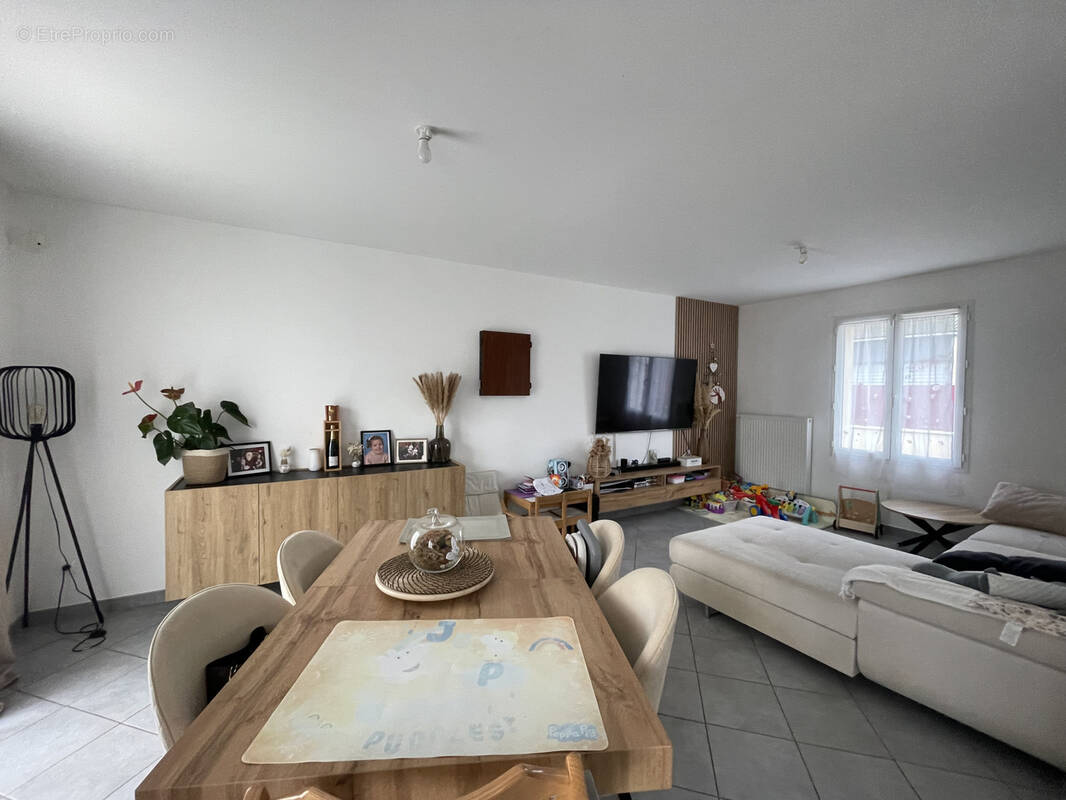 Maison à NEUILLY-EN-THELLE