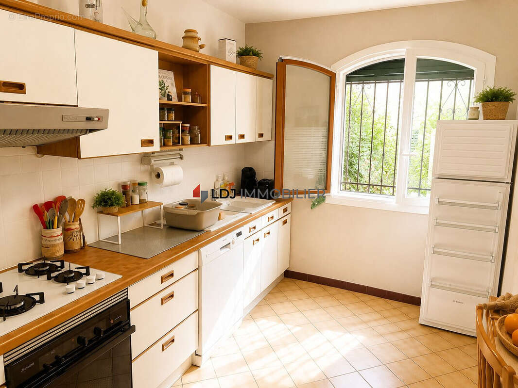 Appartement 68 m² à Amelie-Les-Bains-Palalda  - photo 6