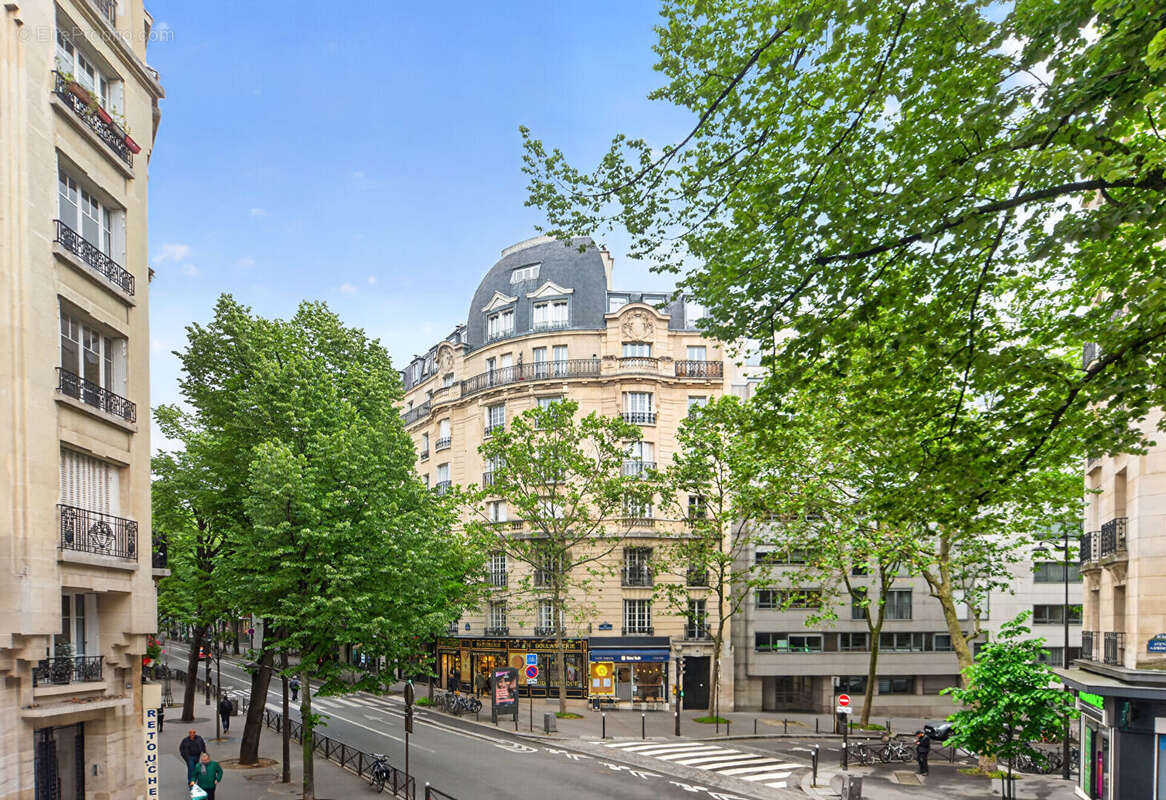 Appartement à PARIS-20E