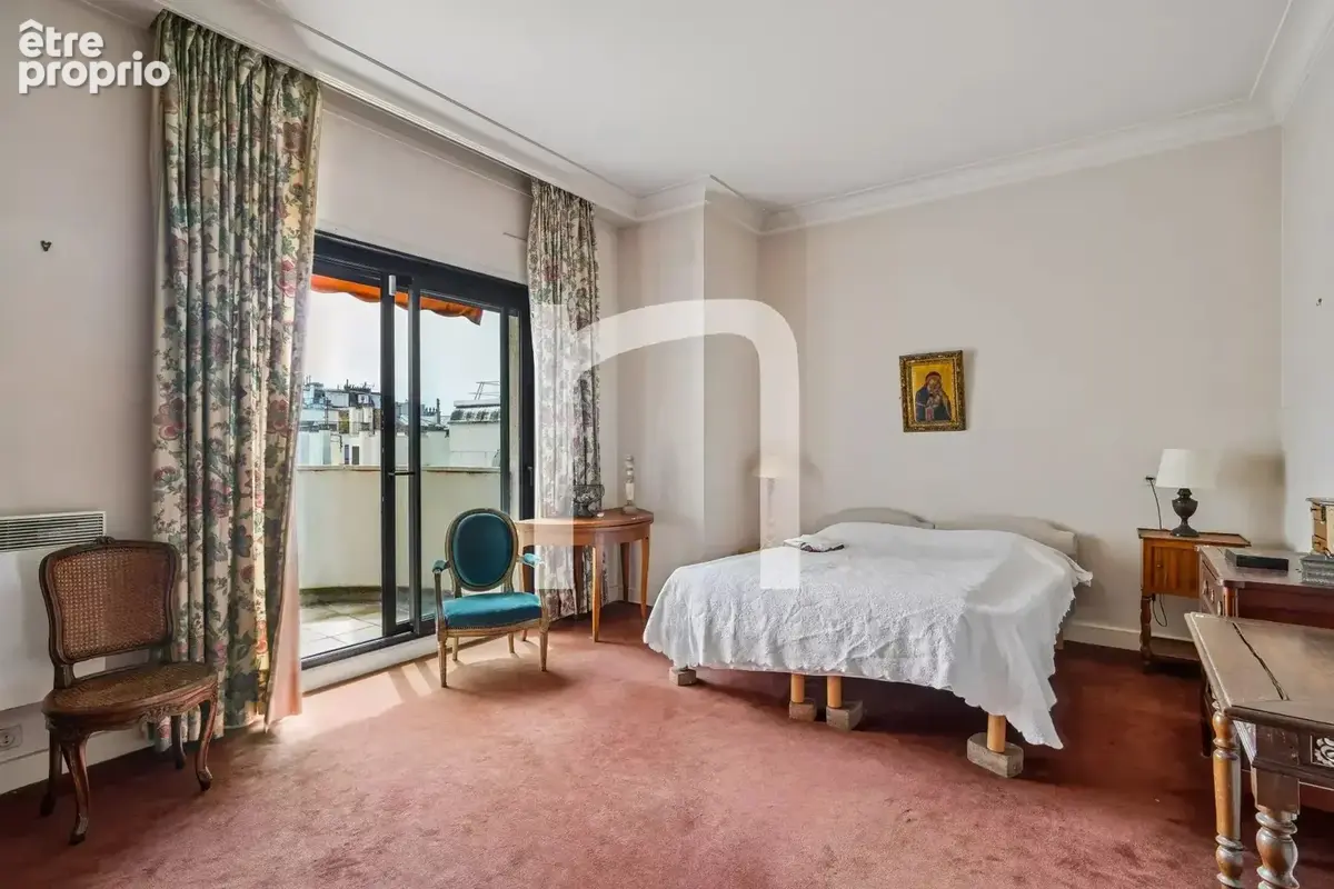 162m2, dernier étage, terrasse, vue dégagée, 6 p - photo 12