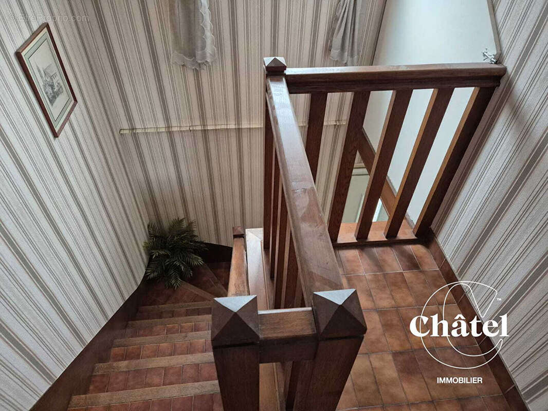 EXCLUSIVITE SENLIS - Maison familiale avec garage et jardin - photo 11