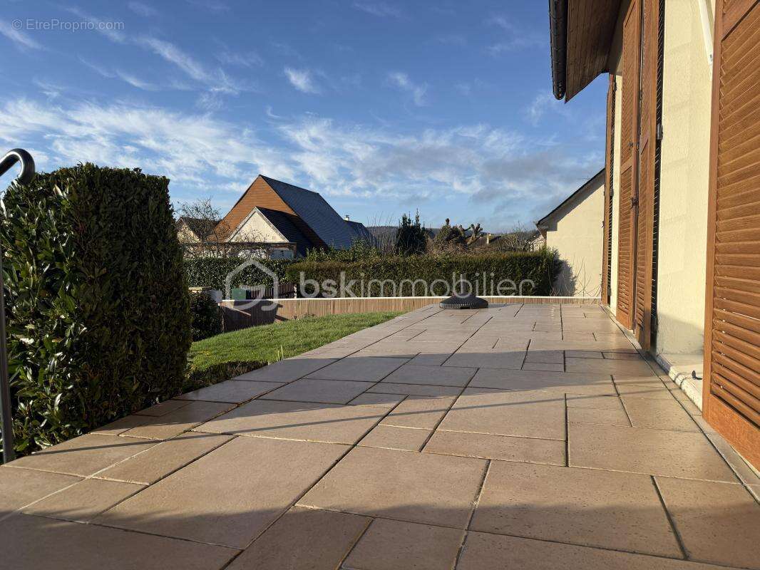 Maison à PONT-L'EVEQUE