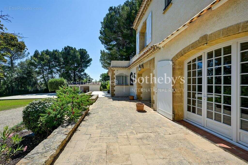 Maison à AIX-EN-PROVENCE