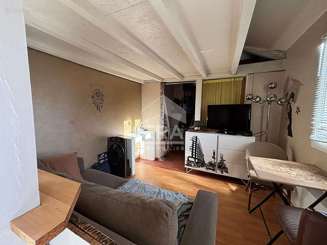 Maison à BELIN-BELIET