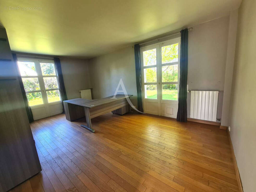 Maison Ozoir La Ferriere 6 pièce(s) 159.4 m2 - photo 9