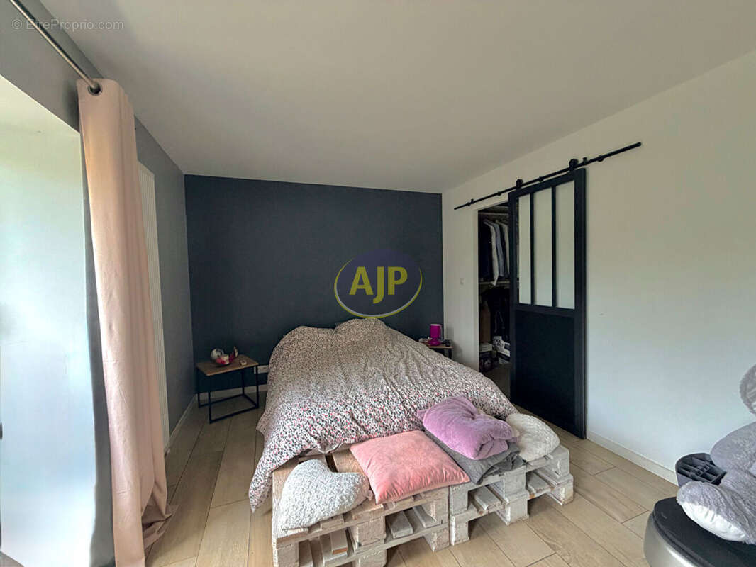 Maison à GRAND-FOUGERAY