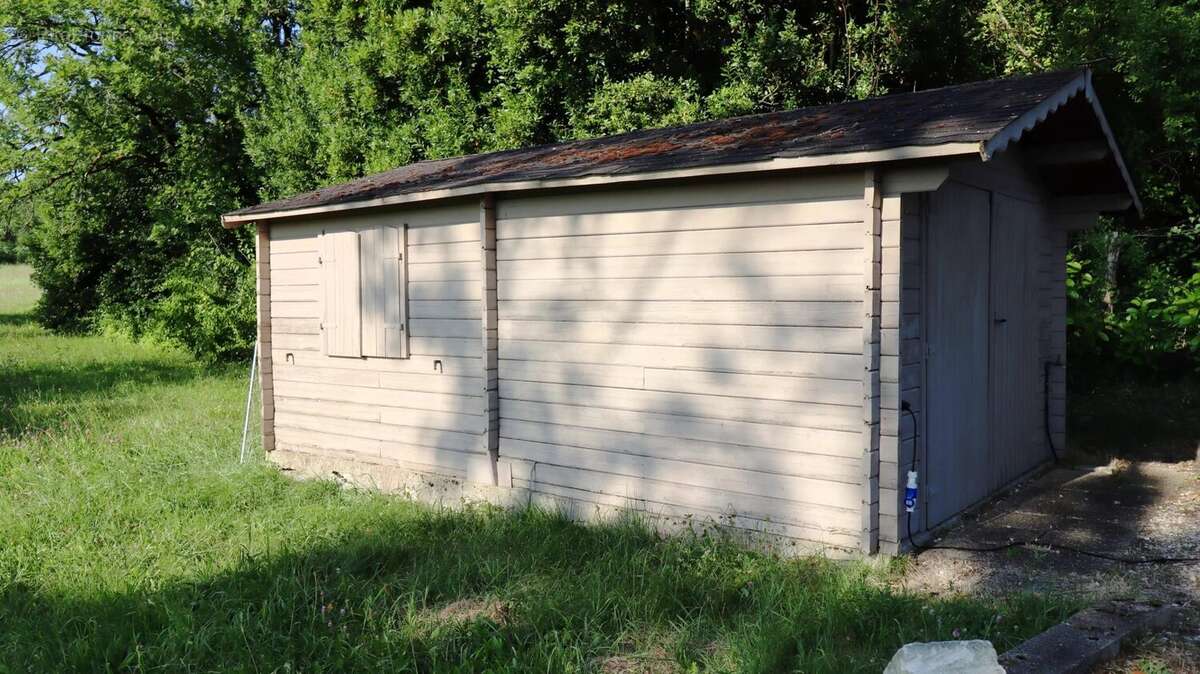 Maison à VERTEILLAC