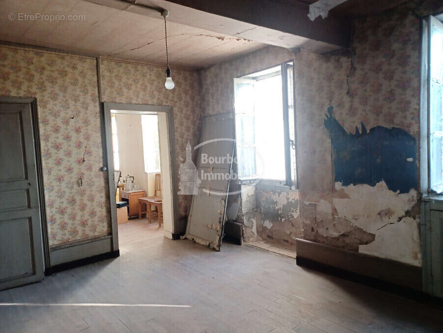 Maison à BOURBON-LANCY