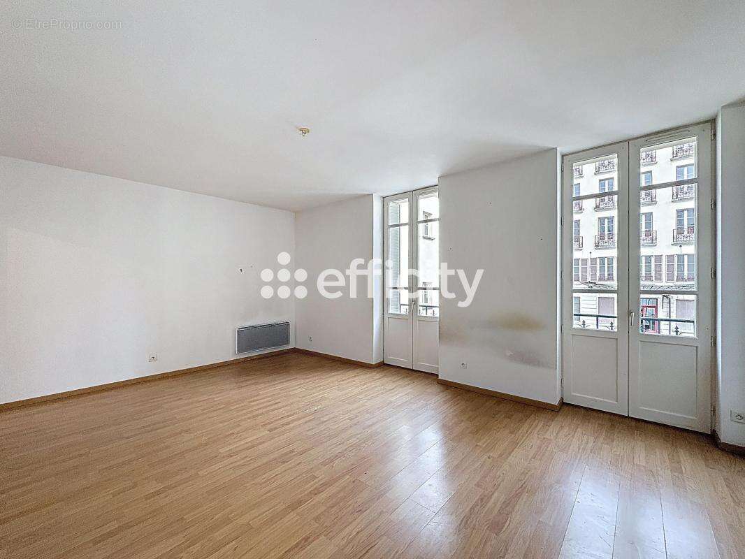 Appartement à VICHY
