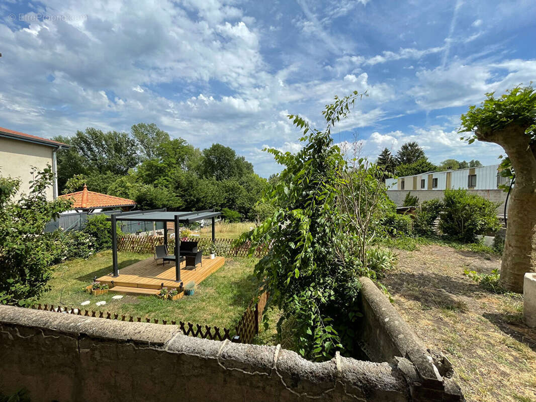 Appartement à GRIGNY