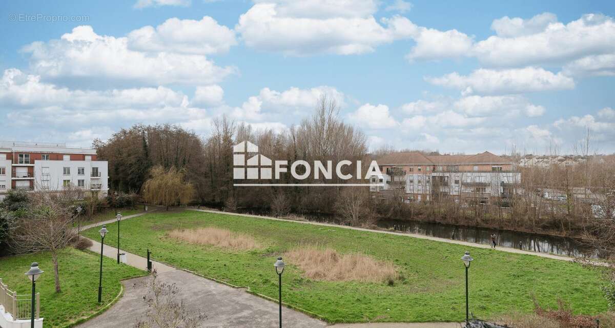 Appartement à CORBEIL-ESSONNES