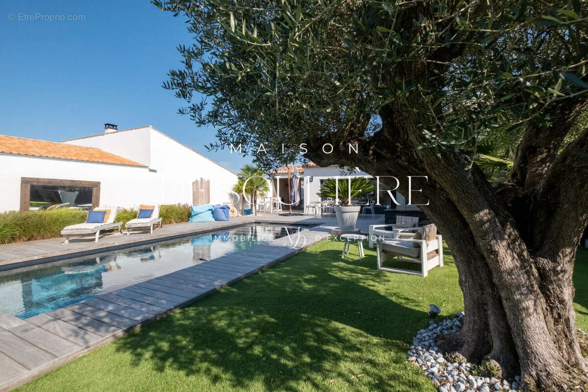Maison 200 m² à Rivedoux-Plage  - photo 4